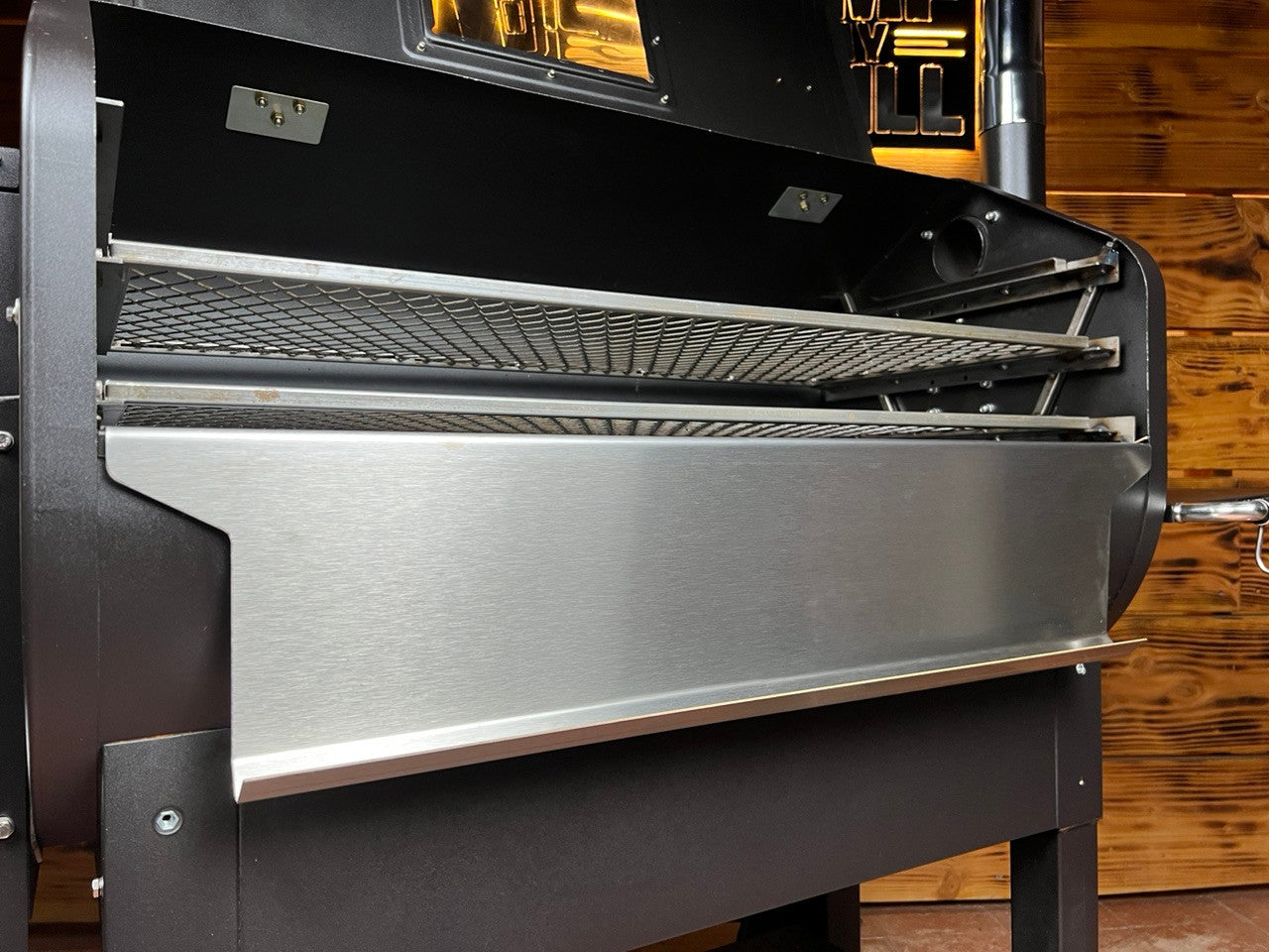 Ledge / Daniel Boone Bodyguard.