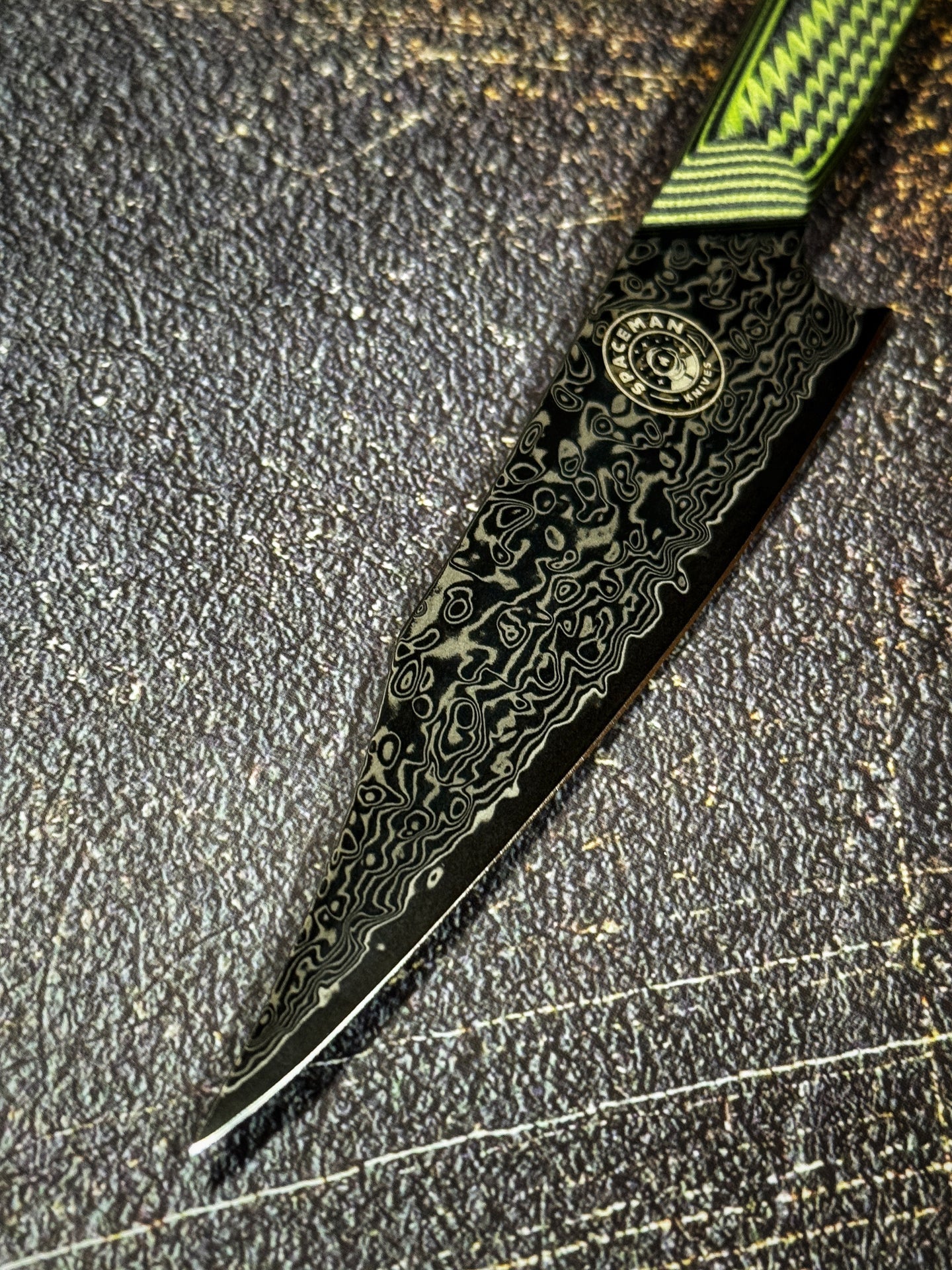 Gravity Series Utility Knife