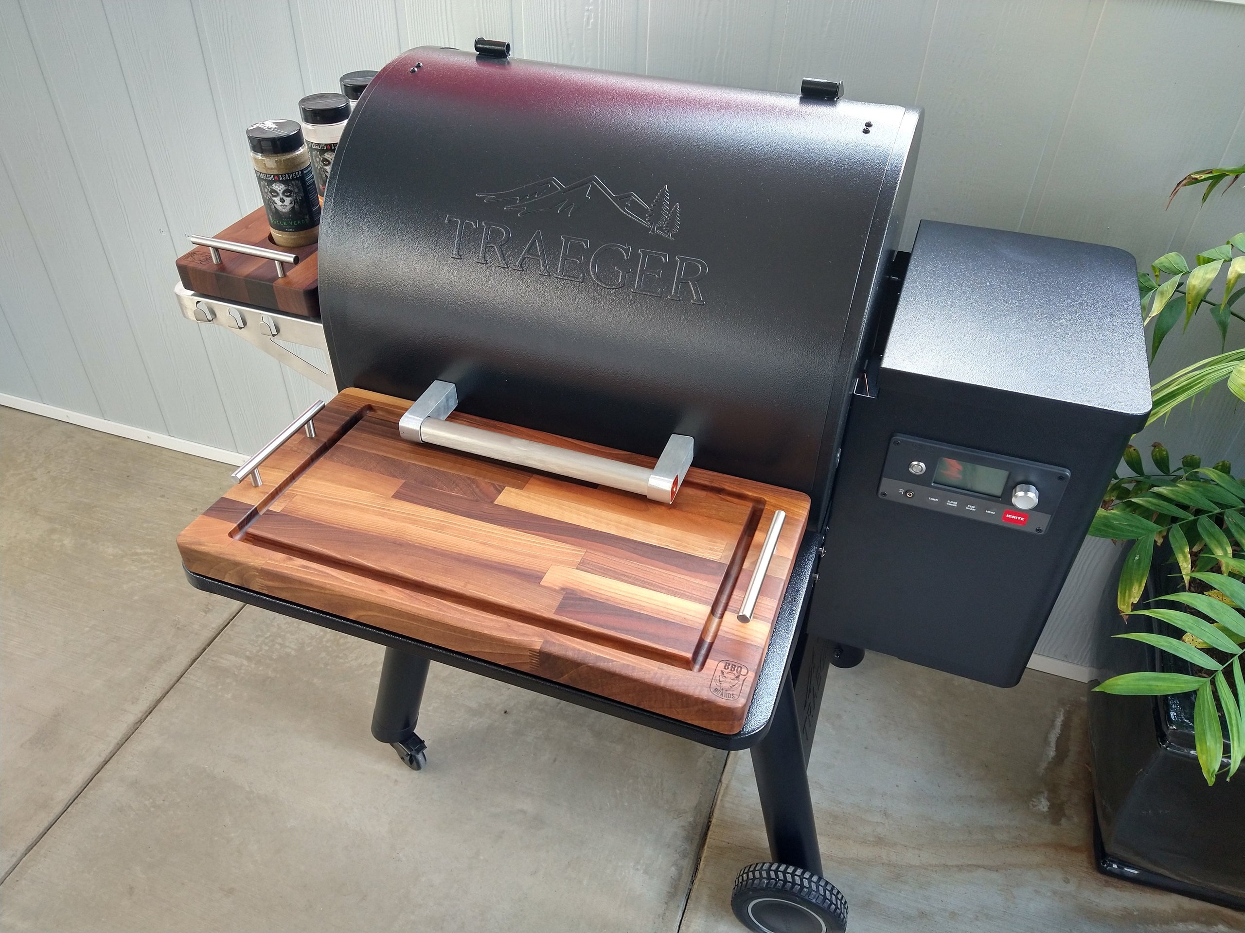 BBQ Boards®, Traeger Ironwood 650 Pair, Front & Side Boards (Sold As A Pair)