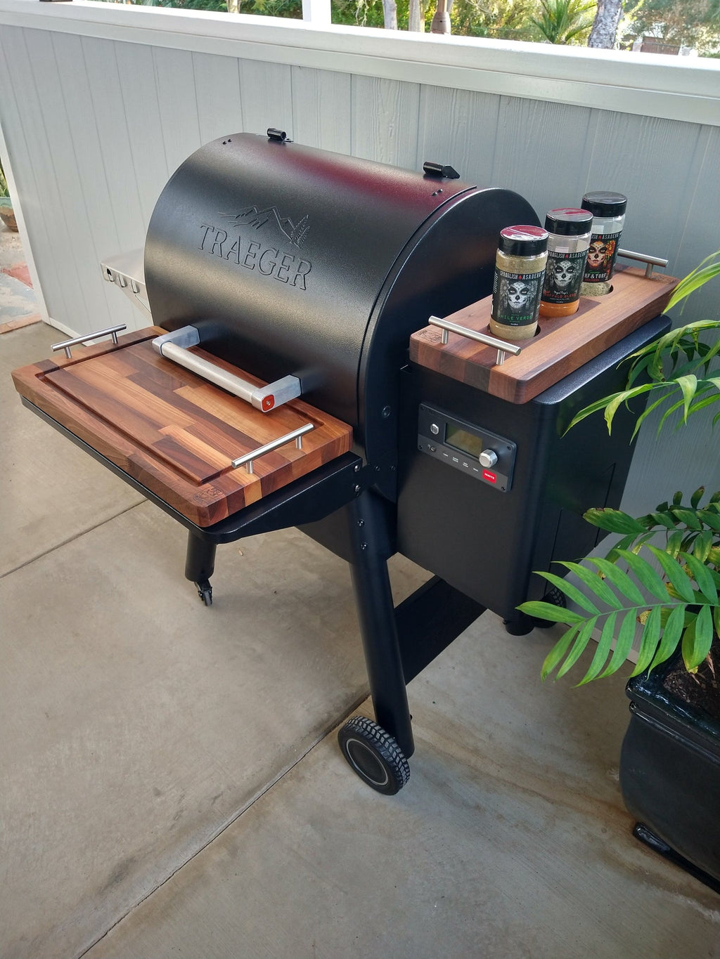 BBQ Boards®, Traeger Ironwood 650 Pair, Front & Side Boards (Sold As A Pair)