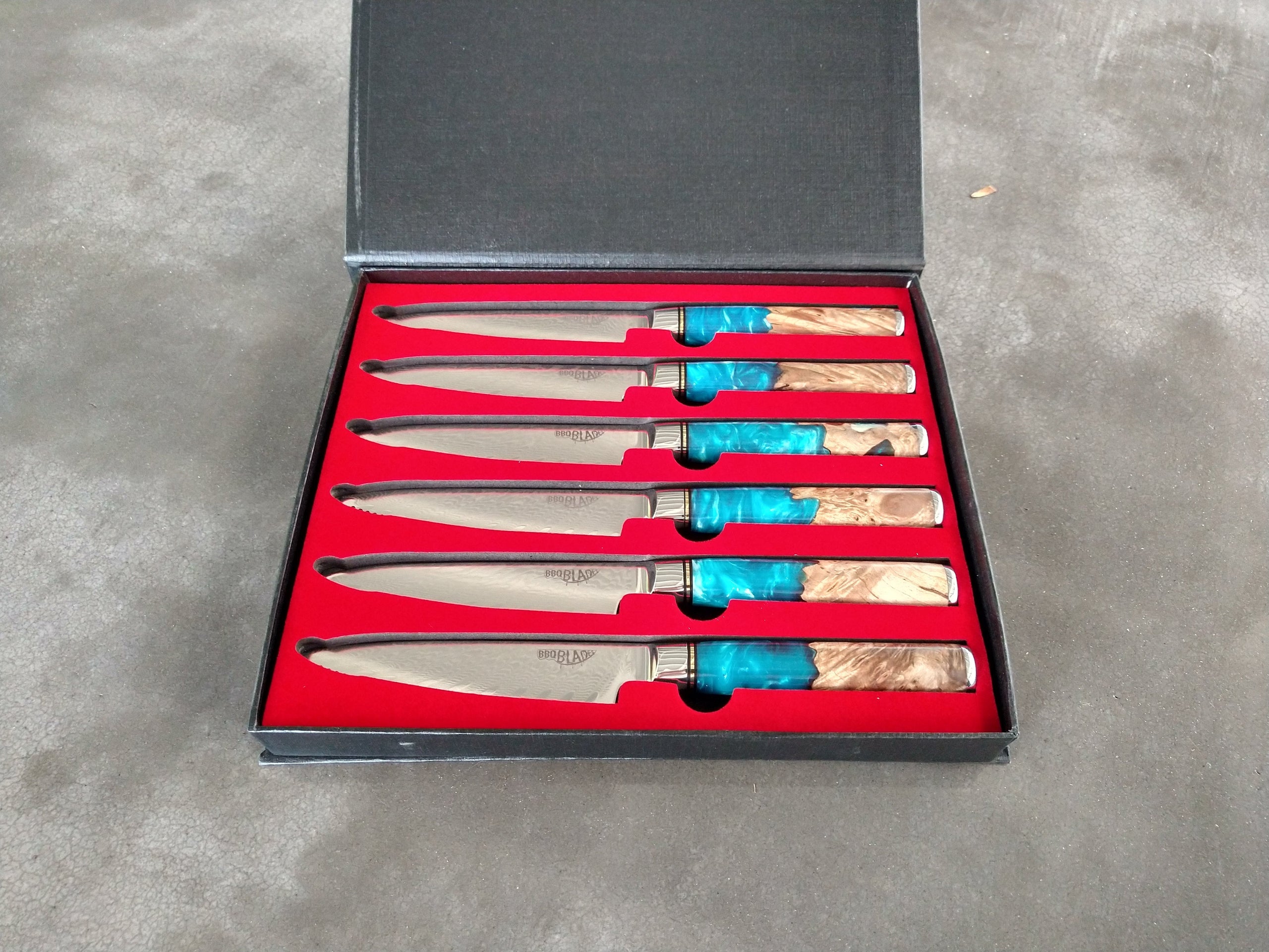 BBQ Blades™ Steak Knife Set