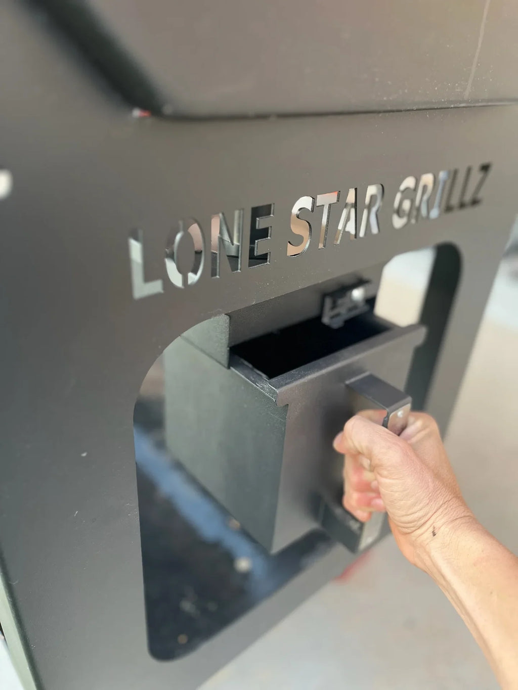 The Grease Box THREAD ADAPTER -L (Compatible with select Lone Star Grillz & Pitts & Spitts; GX-U & Ball Valve Sold Separately)  (10) See All Reviews + THREAD ADAPTER -L Lone Star Grillz & Pitts & Spitts; (GX-U & Ball Valve Sold Separately)